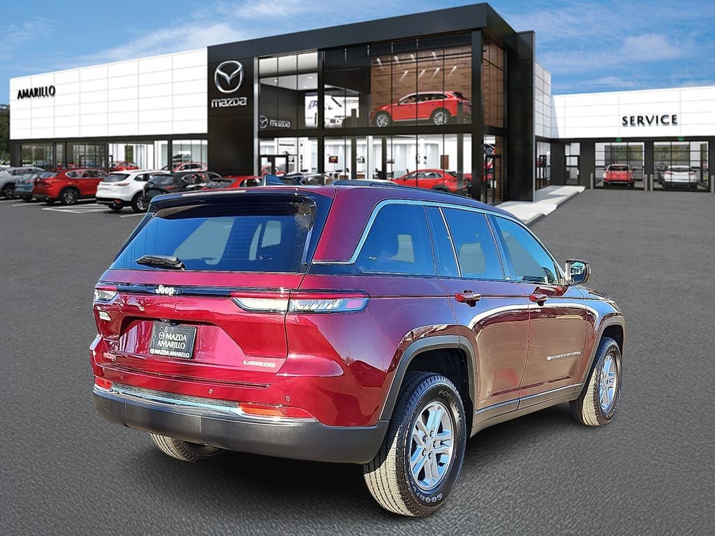 2025 Jeep Grand Cherokee Laredo