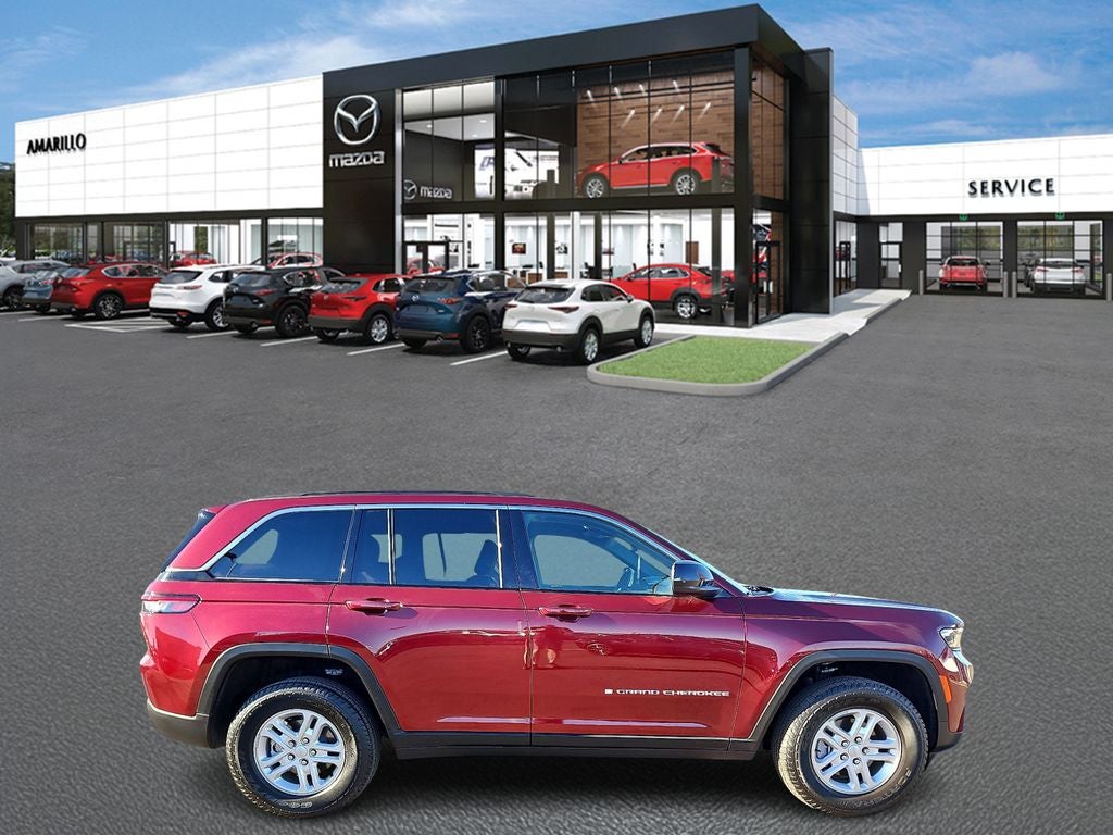 2025 Jeep Grand Cherokee Laredo
