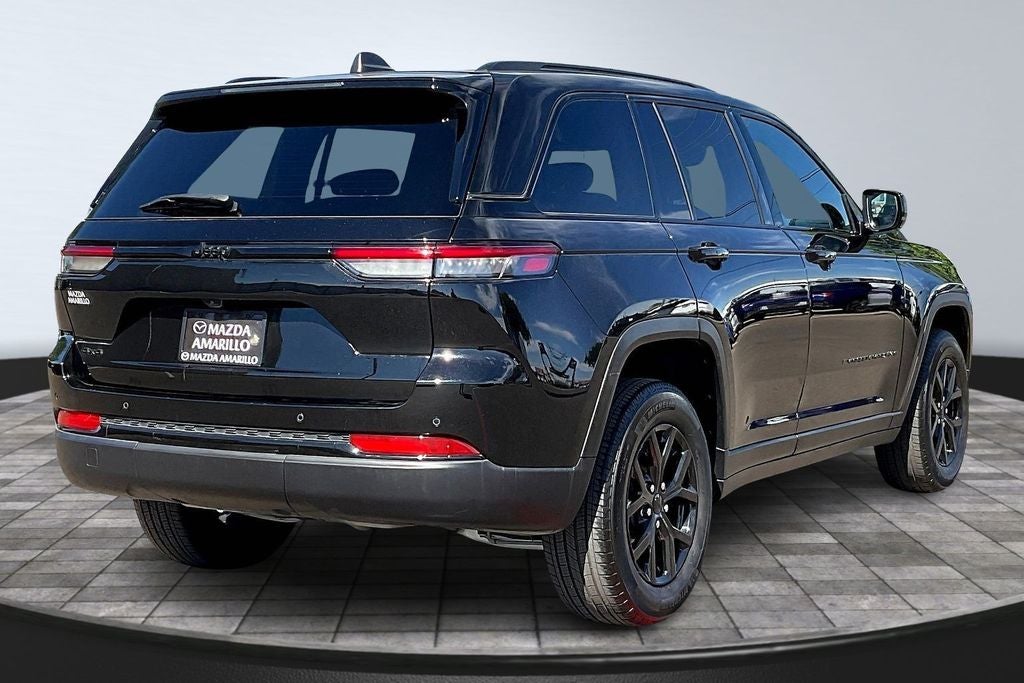 2025 Jeep Grand Cherokee Altitude