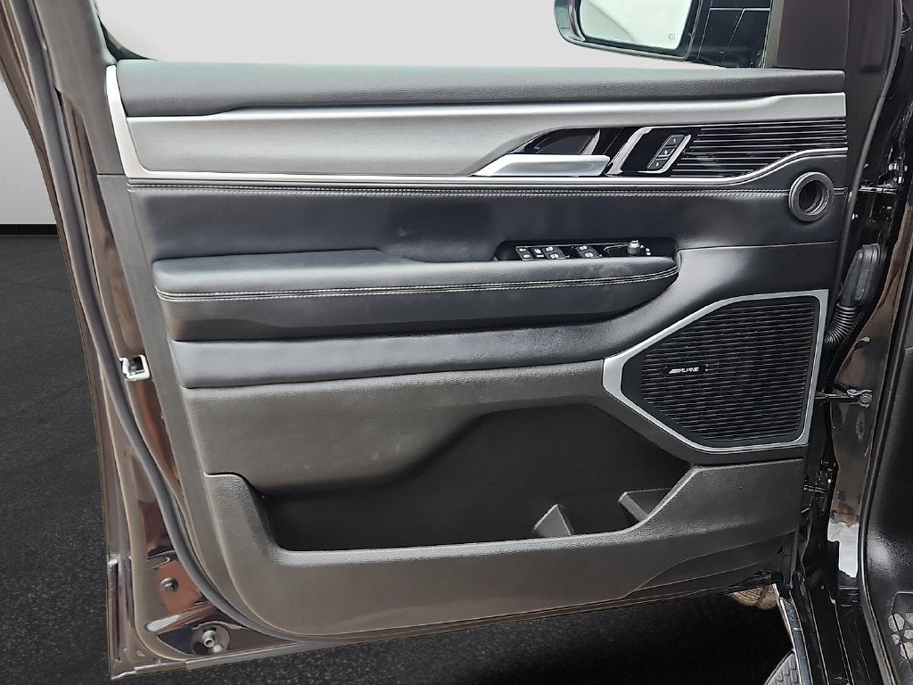 2025 Jeep Wagoneer Series II