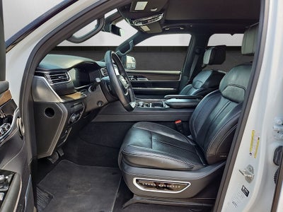 2023 Jeep Grand Wagoneer Base