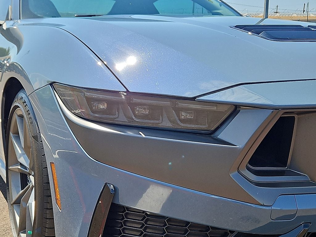 2025 Ford Mustang Dark Horse