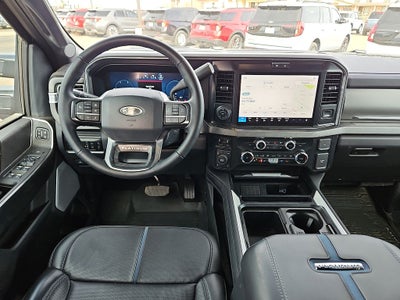 2025 Ford F-350SD Platinum