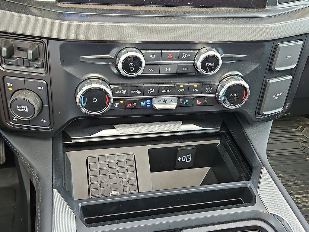 2025 Ford F-350SD Platinum