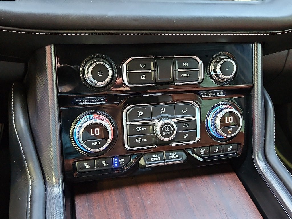 2023 GMC Yukon XL Denali Ultimate
