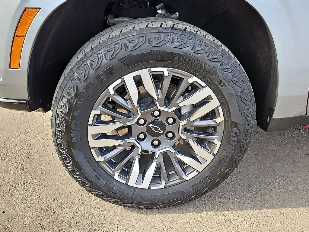 2025 Chevrolet Suburban Z71