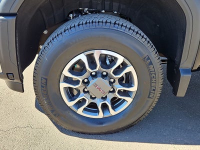 2025 GMC Sierra 2500HD SLT