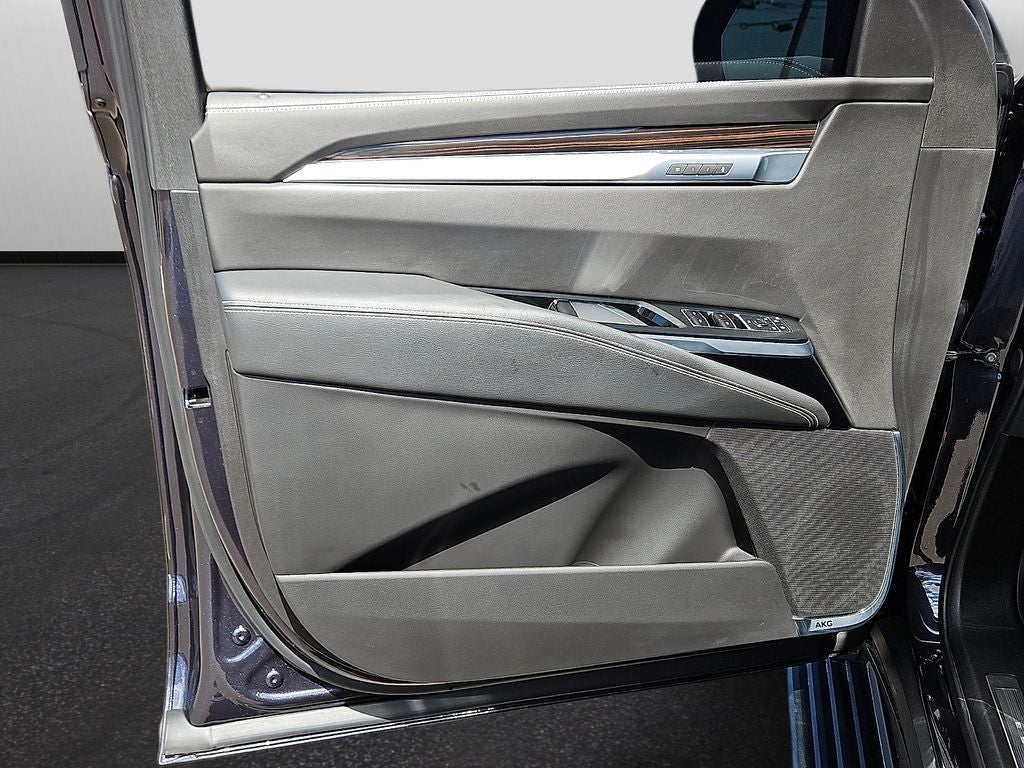 2025 Cadillac Escalade Premium Luxury