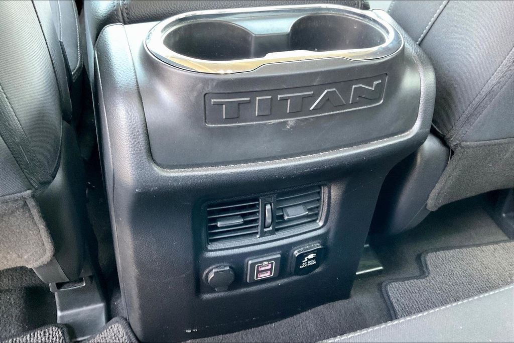 2019 Nissan Titan SV