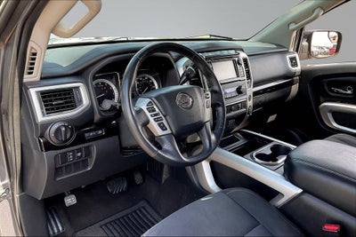 2019 Nissan Titan SV