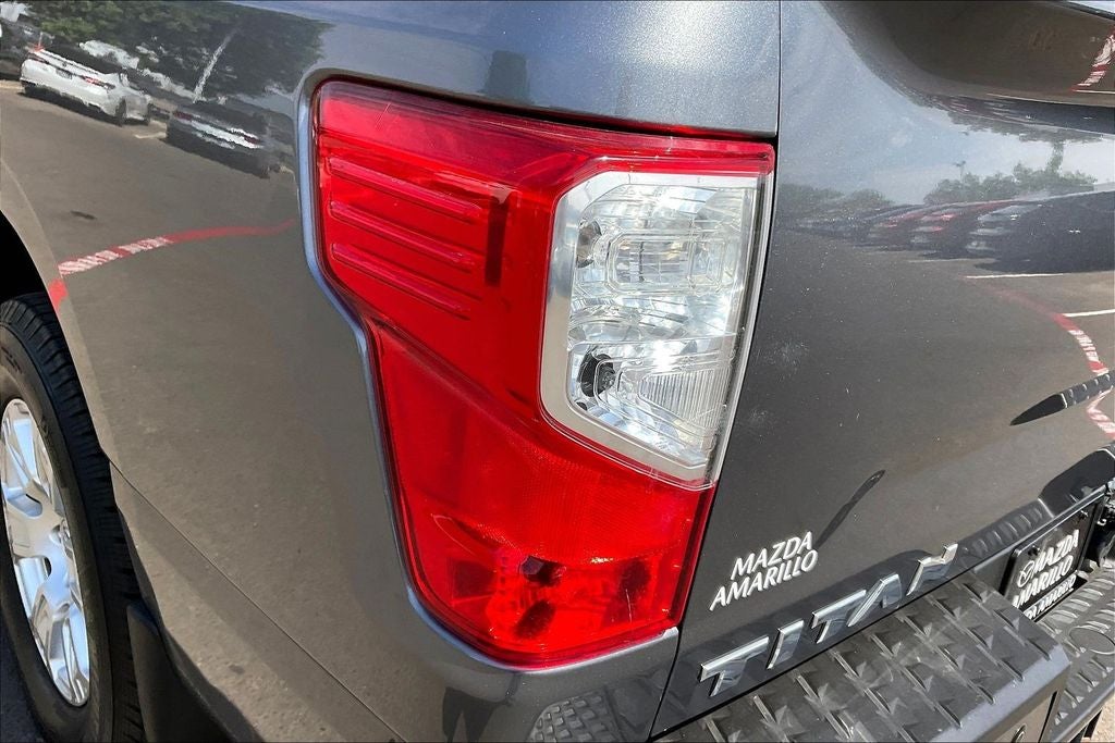 2019 Nissan Titan SV