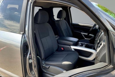 2019 Nissan Titan SV