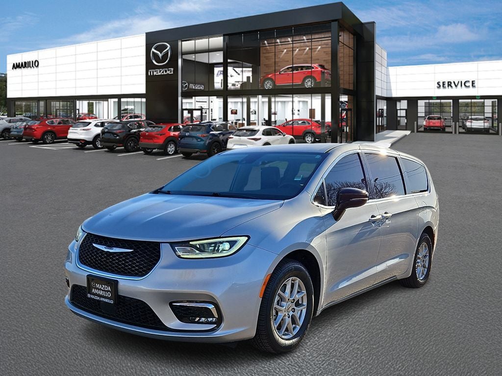 2024 Chrysler Pacifica Touring L