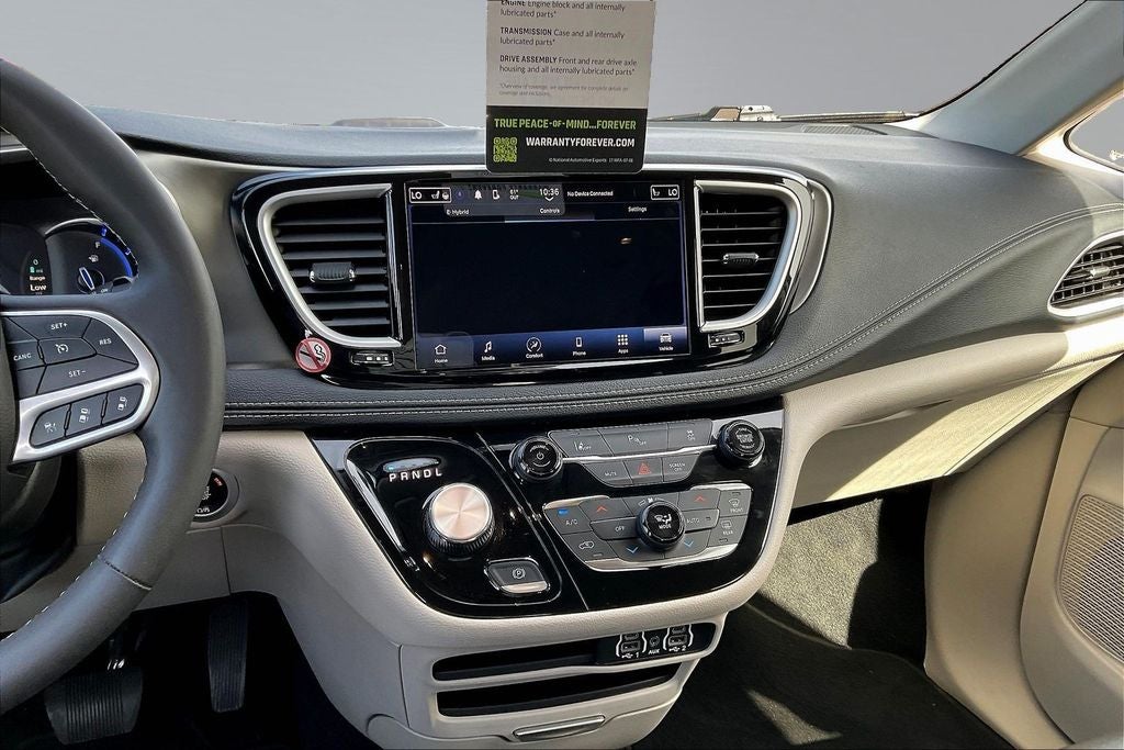 2023 Chrysler Pacifica Hybrid Touring L