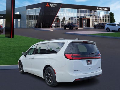 2024 Chrysler Pacifica Hybrid Select