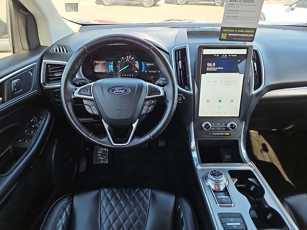 2024 Ford Edge Titanium