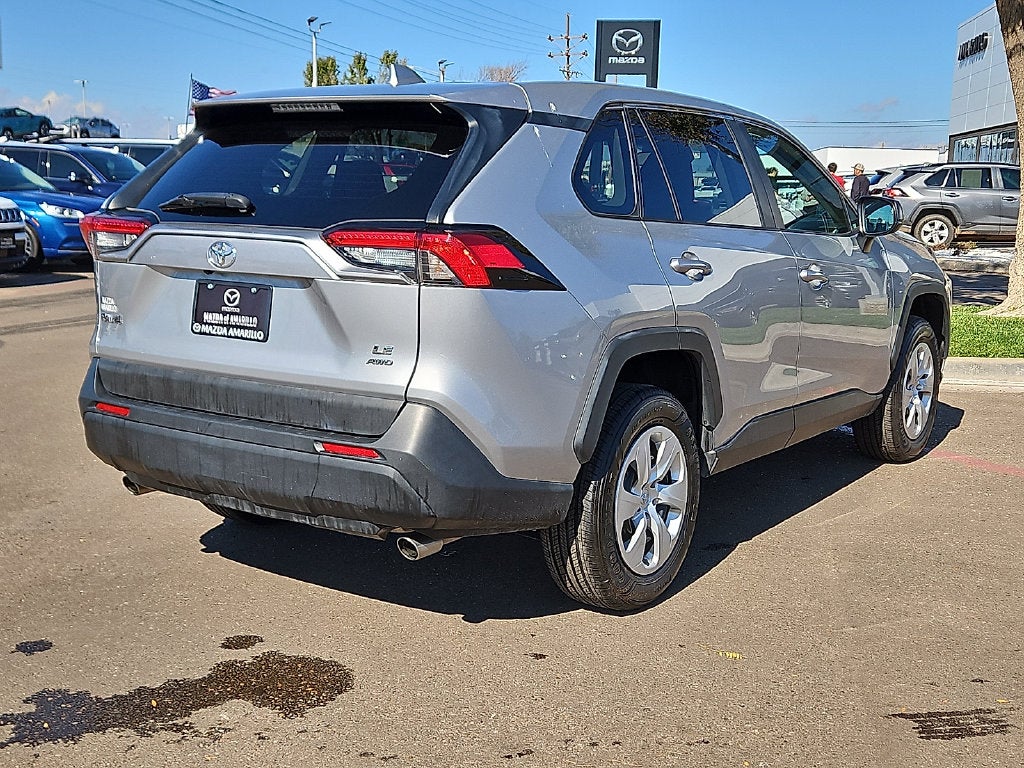 2025 Toyota RAV4 LE