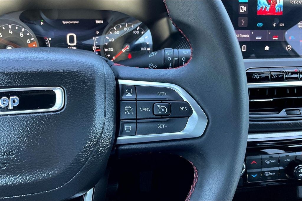 2025 Jeep Compass Trailhawk