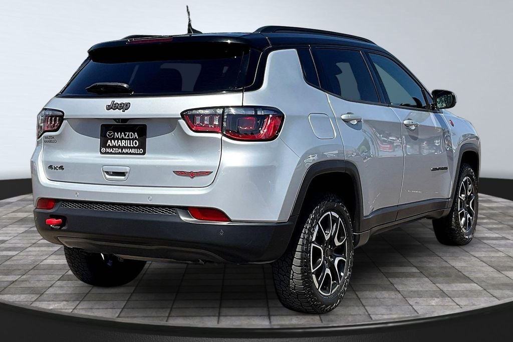 2025 Jeep Compass Trailhawk