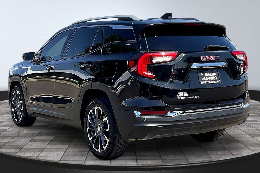 2022 GMC Terrain SLT
