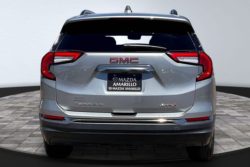 2023 GMC Terrain AT4