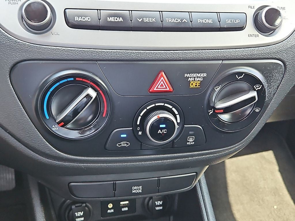 2020 Hyundai Accent SE