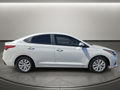 2020 Hyundai Accent SE