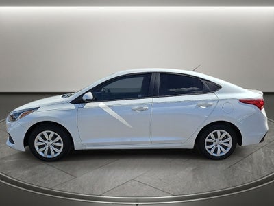 2020 Hyundai Accent SE