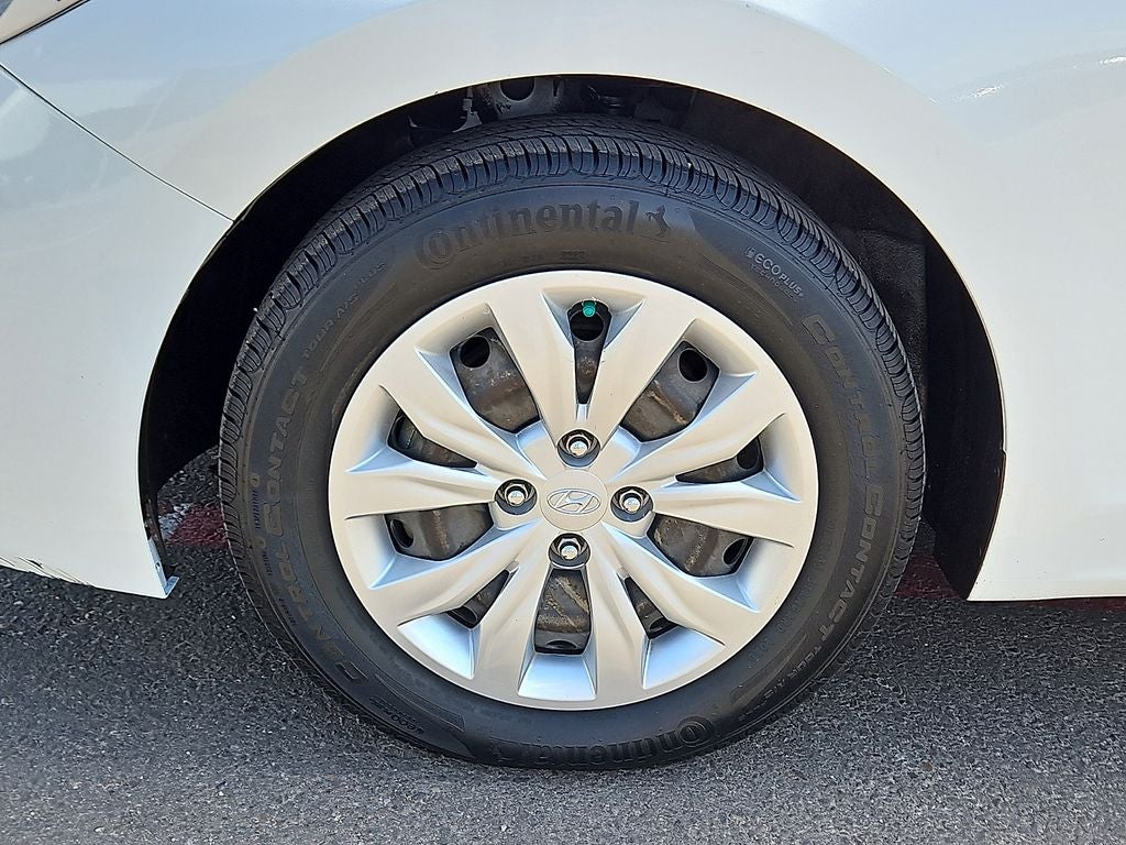 2020 Hyundai Accent SE