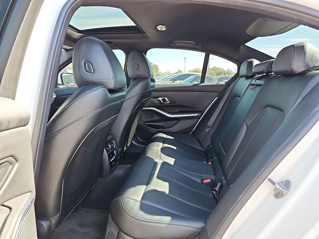 2024 BMW 3 Series 330i