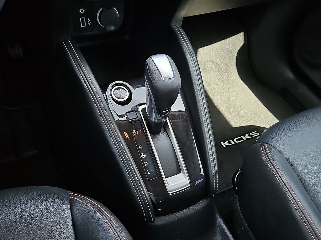 2019 Nissan Kicks SR