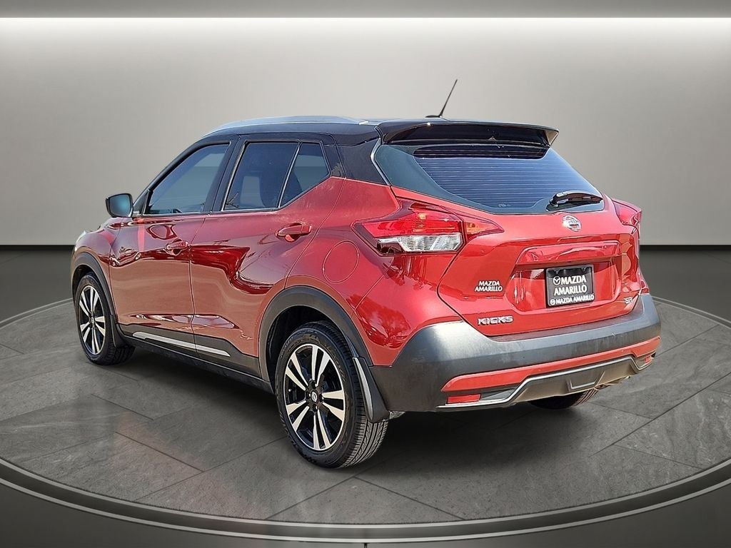 2019 Nissan Kicks SR