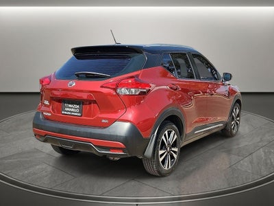2019 Nissan Kicks SR