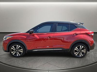 2019 Nissan Kicks SR