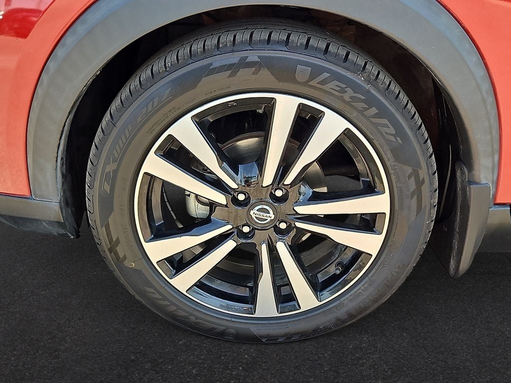 2019 Nissan Kicks SR