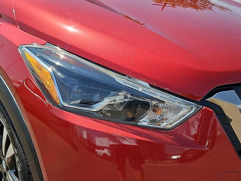 2019 Nissan Kicks SR