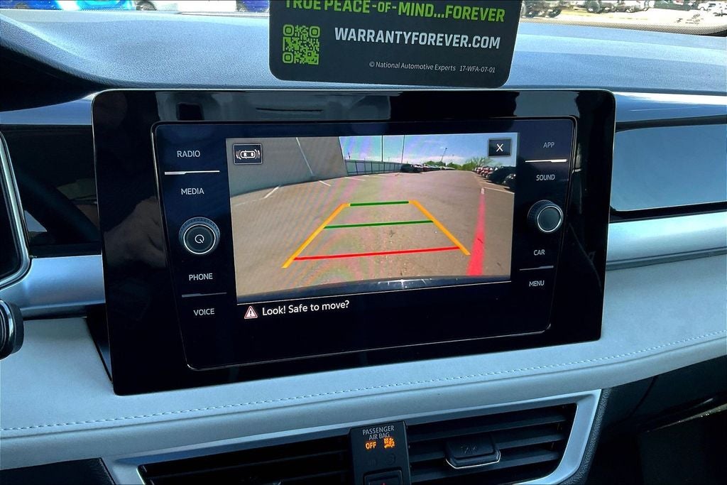 2025 Volkswagen Taos 1.5T SE