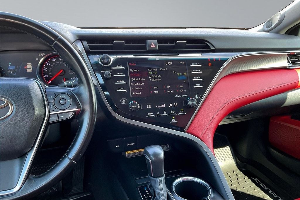 2020 Toyota Camry XSE