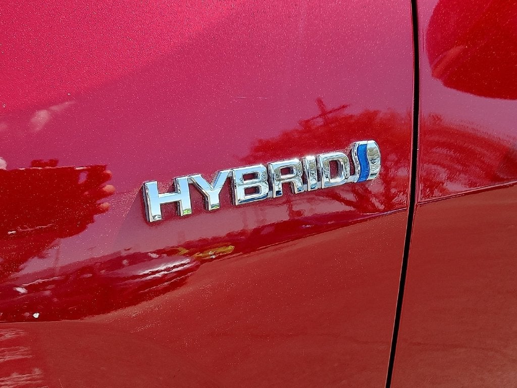 2020 Toyota RAV4 Hybrid LE