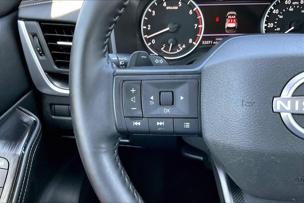 2025 Nissan Rogue SV