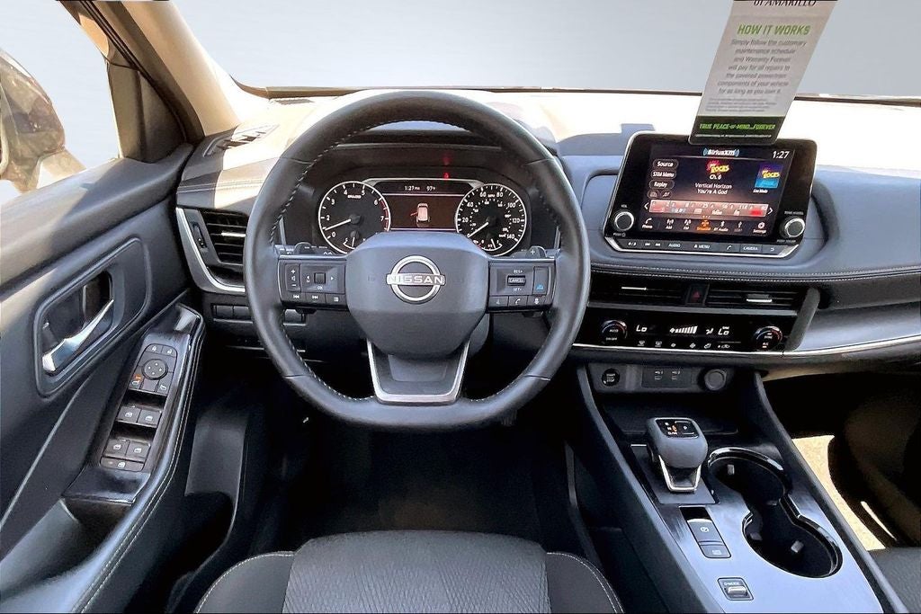 2025 Nissan Rogue SV