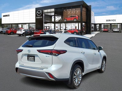 2026 Toyota Highlander Hybrid Platinum
