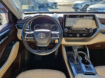 2020 Toyota Highlander Platinum