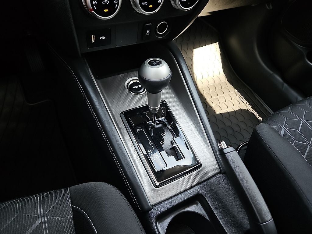 2025 Mitsubishi Outlander Sport 2.0 ES