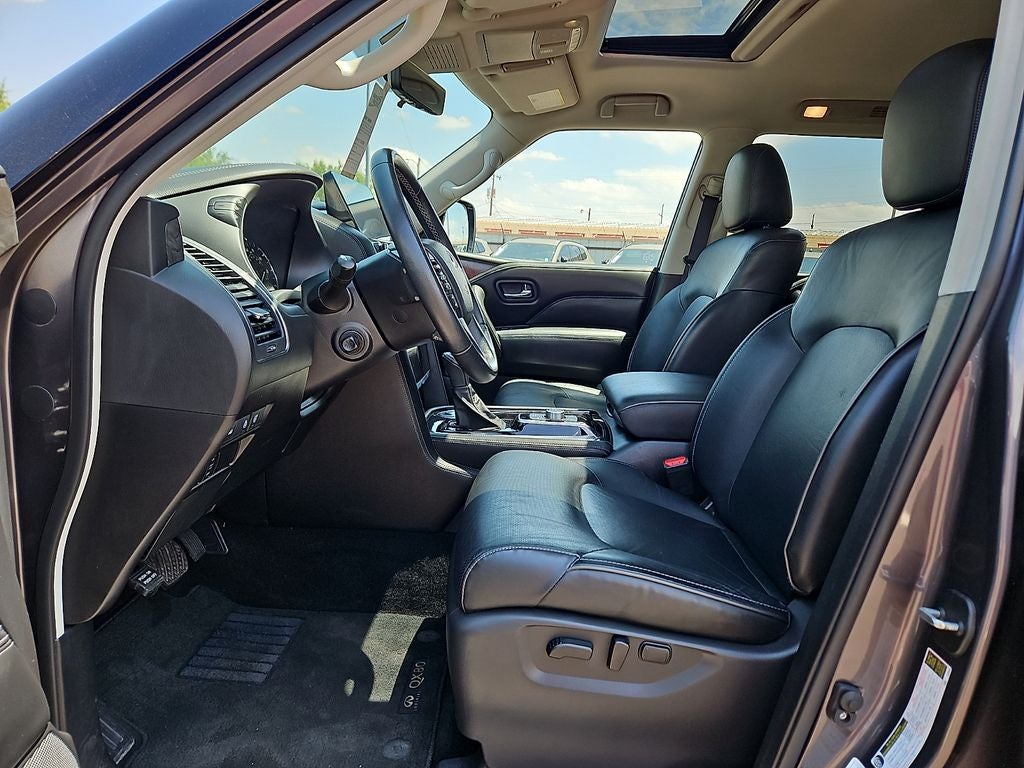 2024 INFINITI QX80 LUXE