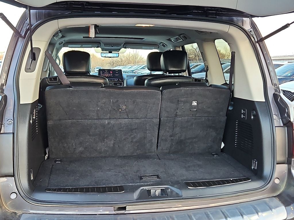 2024 INFINITI QX80 LUXE