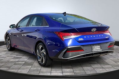 2024 Hyundai Elantra Limited