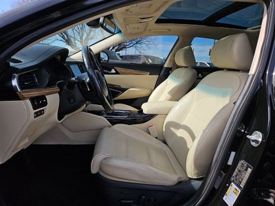 2017 Kia Cadenza Technology