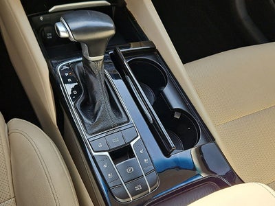 2017 Kia Cadenza Technology