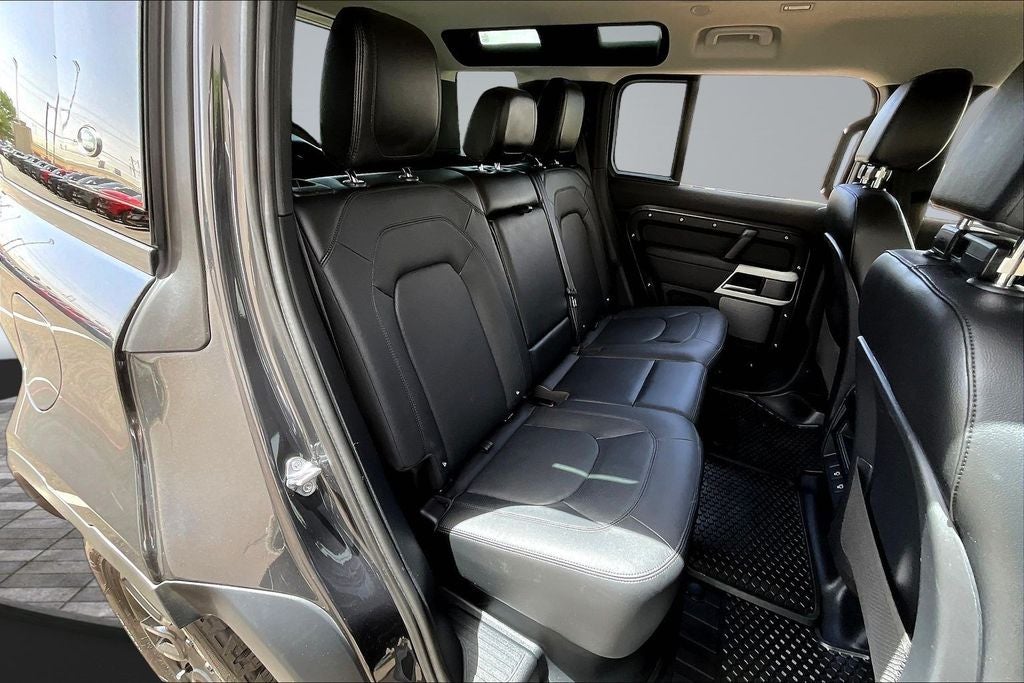 2024 Land Rover Defender 110 S